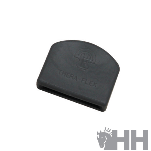 Peça preta com inscrições 