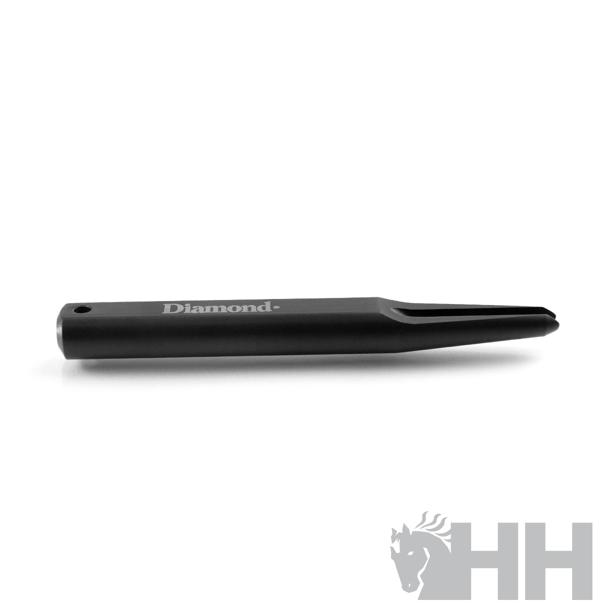 Peça cilíndrica preta com gravação 'Diamond'