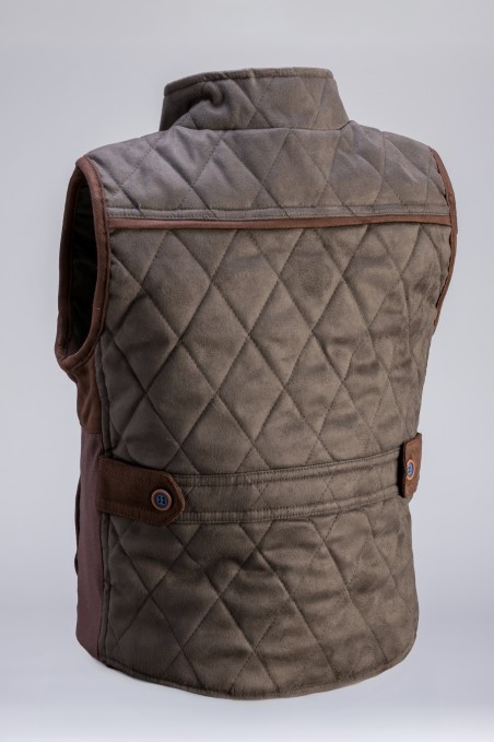 Colete acolchoado cinzento com detalhes castanhos e padrão em losangos
