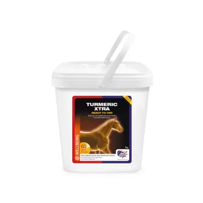 Recipiente branco de suplemento para cavalos Turmeric Xtra com rótulo