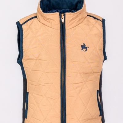 Colete acolchoado bege com detalhes azuis e logótipo de cavalo no peito