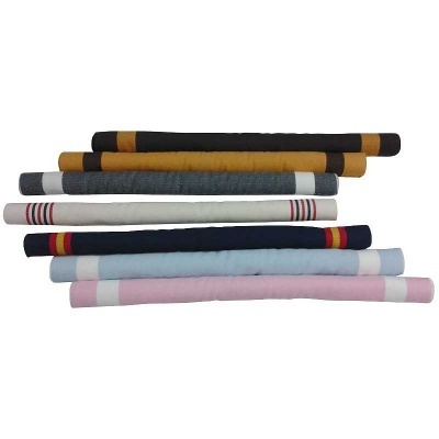 Barreiras de proteção para piscinas em tecido de várias cores com riscas