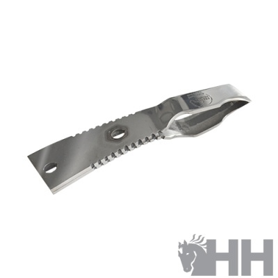 Ferramenta metálica prateada com textura dentada e dois furos