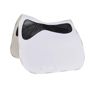 Tapete de sela branco com reforço ergonómico preto e bordas com o texto ACAVALLO