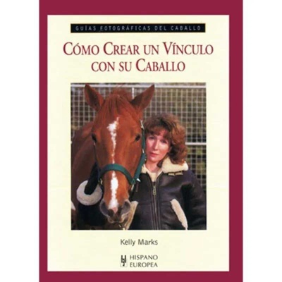 Capa de livro com mulher e cavalo, texto em castelhano