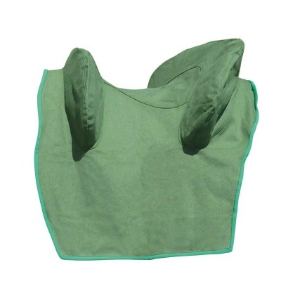 Tela verde com costura verde água e duas estruturas acolchoadas levantadas