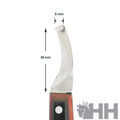 Lâmina metálica com cabo de madeira e inscrições, medindo 65 mm por 8 mm, sobre fundo branco com logótipo HH.