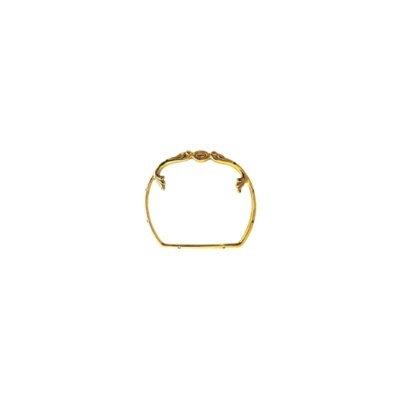 Aro decorativo dourado com detalhes ornamentais