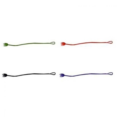 Quatro ganchos coloridos com alças e cerdas em fundo branco