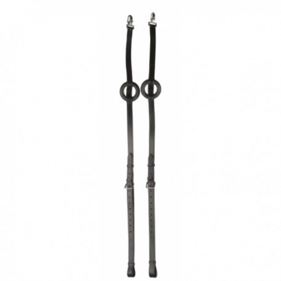 Par de correias pretas de couro com fivelas prateadas e argolas circulares