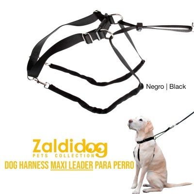 Peitoral para cão Zaldidog em nylon preto com fechos metálicos, com cão branco sentado