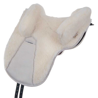 Sela de montar forrada em pele sintética branca com alças pretas