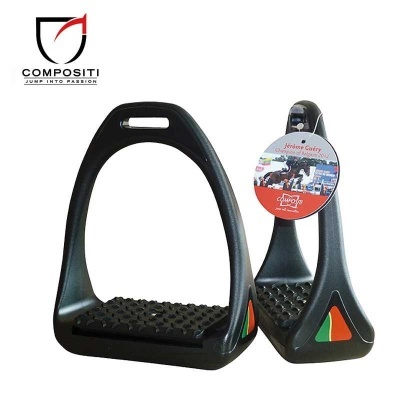 Par de estribos de cavalo pretos com superfície antiderrapante e etiqueta