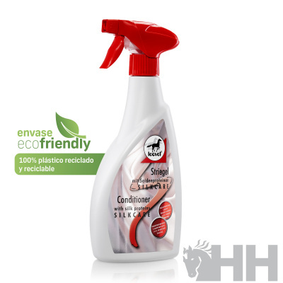 Frasco de spray branco com tampa vermelha e rótulo de conditioner com proteínas de seda