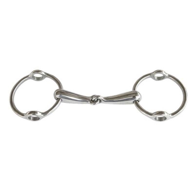 Freio metálico prateado para cavalo com argolas ovais e peça central móvel