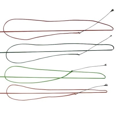 Quatro cabos elásticos coloridos para exercício com pontas metálicas