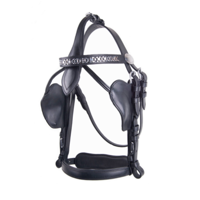 Bridão de cabedal preto para cavalo com detalhes em metal prateado