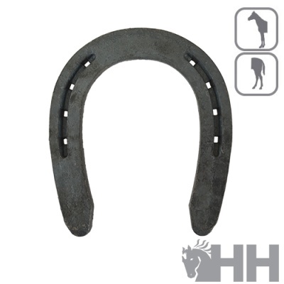 Ferradura metálica cinzenta escura com furos e textura rugosa