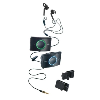 Auriculares com fio preto e controladores de volume com luzes verde e azul.