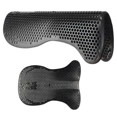 Conjunto de duas almofadas ergonómicas pretas perfuradas em material plástico