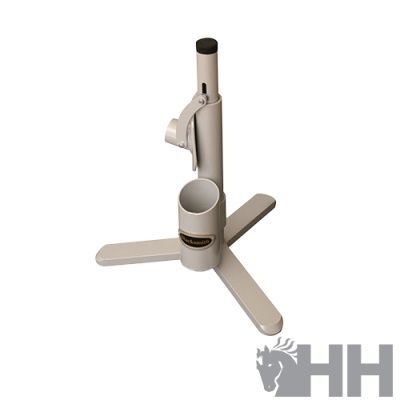 Base de metal cinza para guarda-chuva com 3 pés e etiqueta SOLDIER