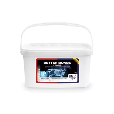Recipiente branco de plástico com pellets Better Bones com etiqueta colorida