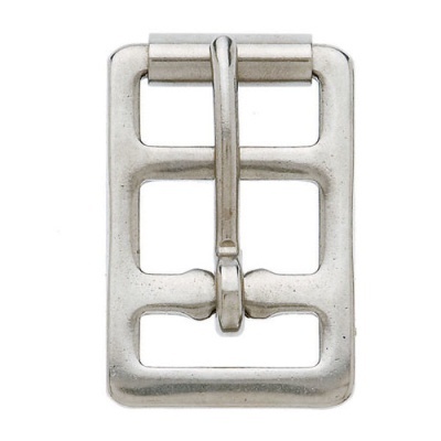 Fivela metálica retangular prateada com lingueta de ajuste