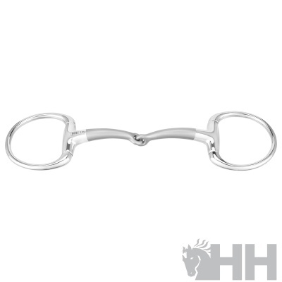 Freio de cavalo metálico prateado com duas argolas ovais e peça central articulada