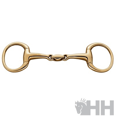 Freio metálico dourado para cavalo com argolas e peça central articulada