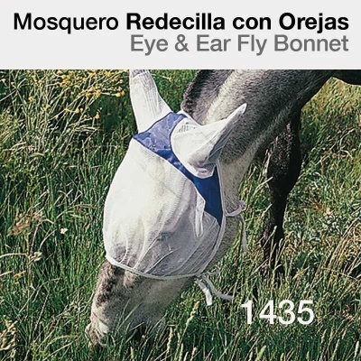 Cavalo cinzento com rede mosquiteira branca e azul a pastar na relva