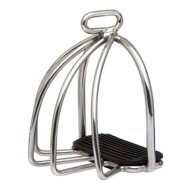 Estribo de metal prateado com base preta