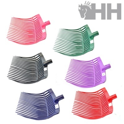 Conjunto de seis ancinhos coloridos de plástico