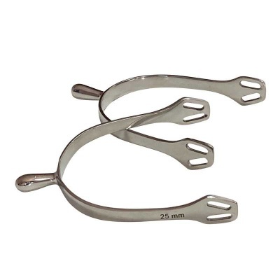 par de esporas metálicas prateadas com marcação 25 mm