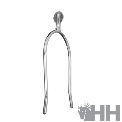 Suporte metálico prateado para pendurar com fundo branco