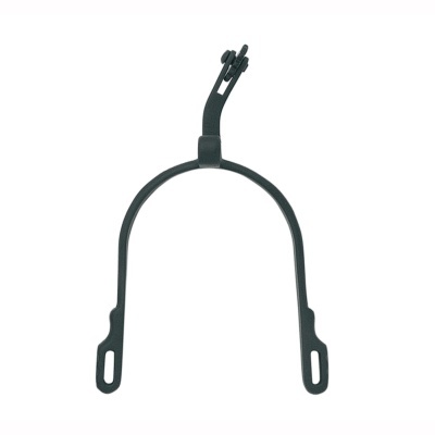 Suporte de plástico preto em forma de arco com aberturas nas extremidades