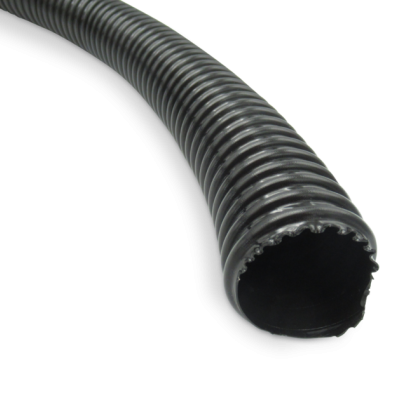 Tubo flexível corrugado preto em plástico com textura de anéis