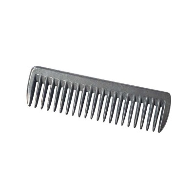 Pente preto de dentes largos em fundo branco