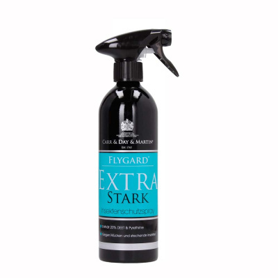 Frasco de spray inseticida preto com rótulo azul e branco Flygard Extra Stark.