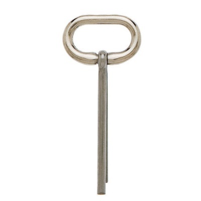 Chave metálica prateada com formato oval na parte superior e haste longa e reta