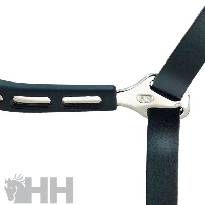 Peitoral de equitação em couro preto com metal prateado e gravação HH