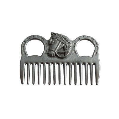 Pente metálico cinza com desenho de cavalo e dois orifícios para os dedos