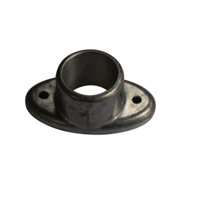 Suporte metálico cilíndrico com base oval e duas ranhuras para parafuso