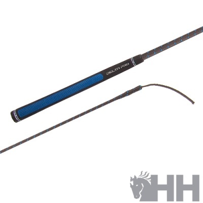 Plaina de equitação Delta Pro azul e preta em fundo branco