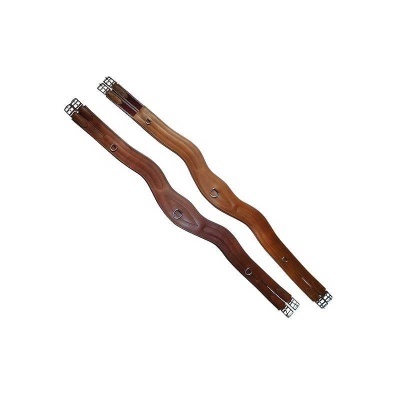 Dois cinchos de montaria em couro castanho com fechos metálicos prateados