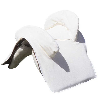 Travesseiro ortopédico branco com almofadas laterais