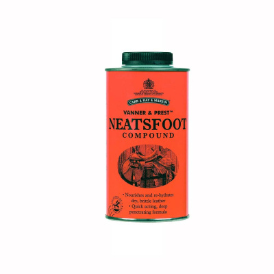 Frasco metálico vermelho com tampa verde de produto para cuidado de couro