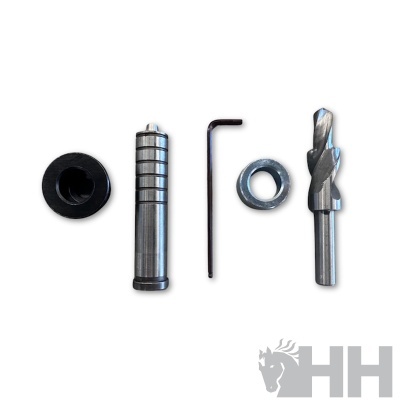 Conjunto de quatro peças metálicas de ferramenta em fundo branco com logótipo HH cinza