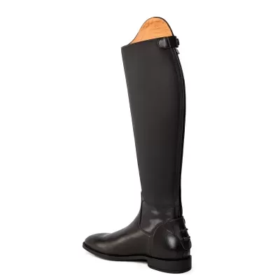 Bota alta masculina em pele castanha e painel preto