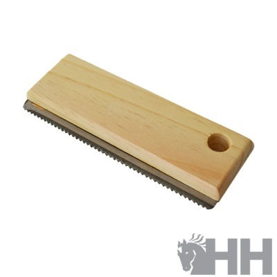 Rasqueta de madeira com lâmina serrilhada