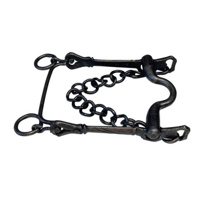 Bridão de cavalo em metal preto com corrente e argolas
